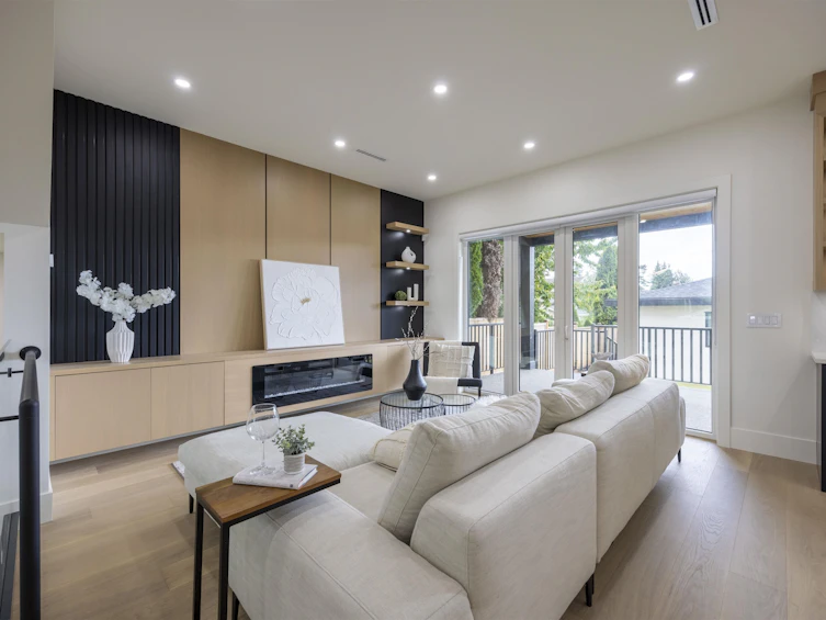 910 Dublin Street, New Westminster, BC, V3M 2Y6 - 10