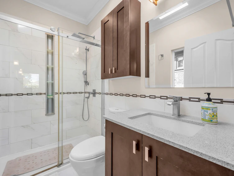 1014 Edinburgh Street, New Westminster, BC, V3M 2V5 - 18
