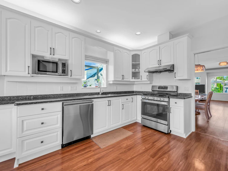 1014 Edinburgh Street, New Westminster, BC, V3M 2V5 - 13