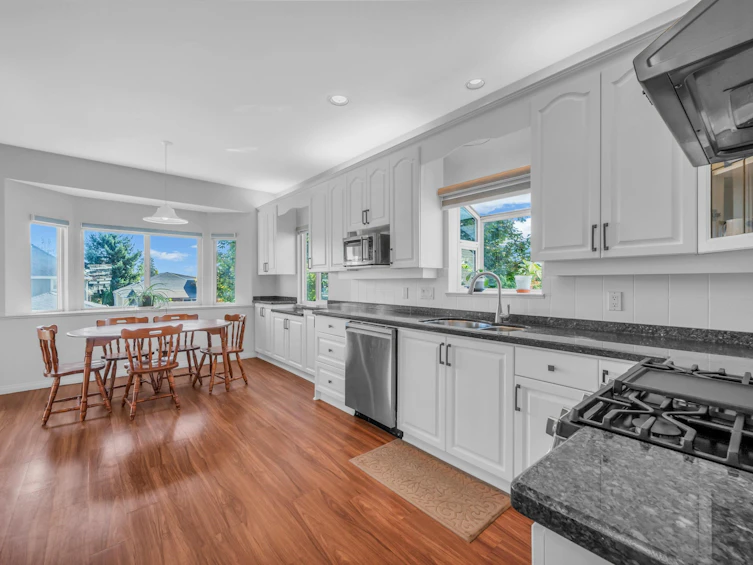 1014 Edinburgh Street, New Westminster, BC, V3M 2V5 - 14