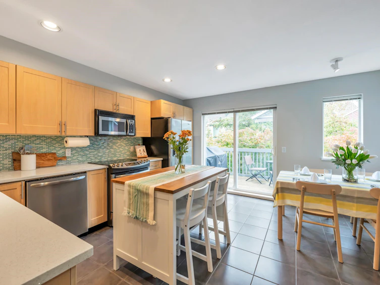 9-15168 36 Avenue, Surrey, BC, V3Z 0Z6 - 15