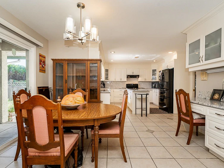16886 103a Avenue, Surrey, BC, V4N 4N8 - 15
