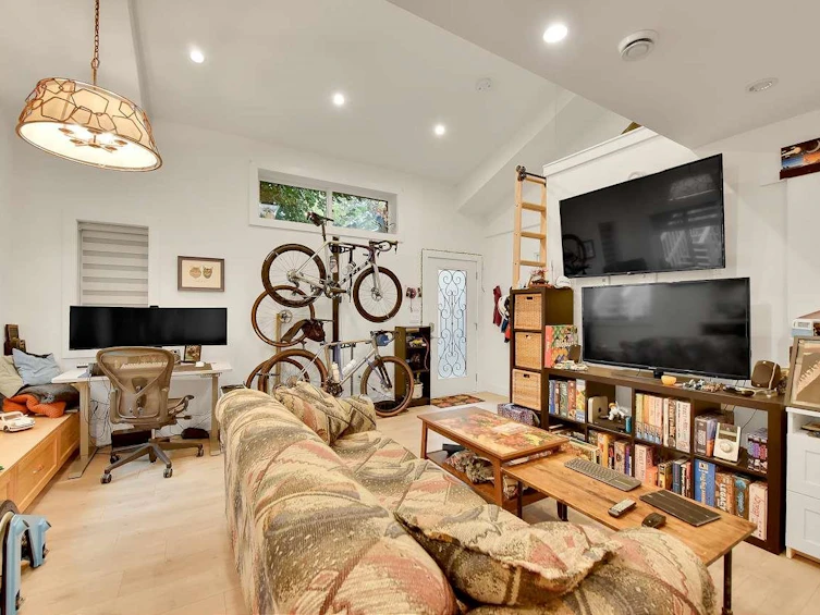 638 W 17th Avenue, Vancouver, BC, V5Z 1T8 - 36