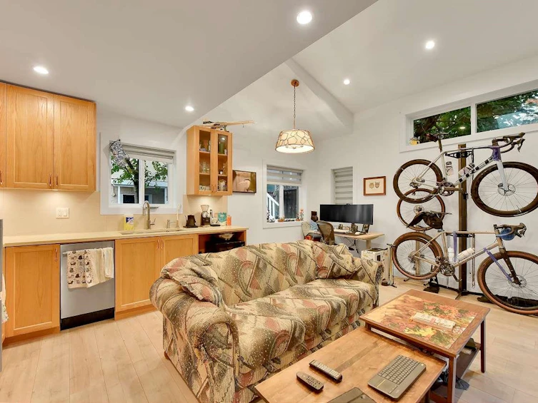 638 W 17th Avenue, Vancouver, BC, V5Z 1T8 - 37