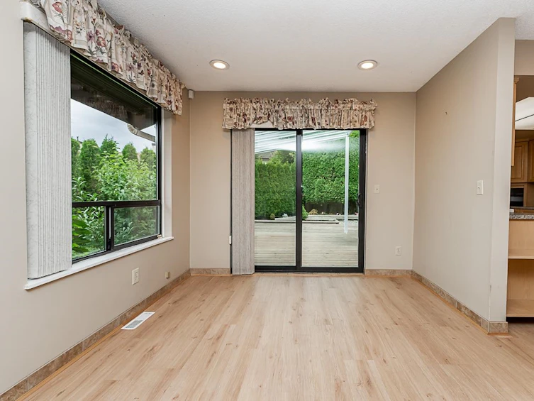 7363 Toba Place, Vancouver, BC, V5S 4B4 - 9