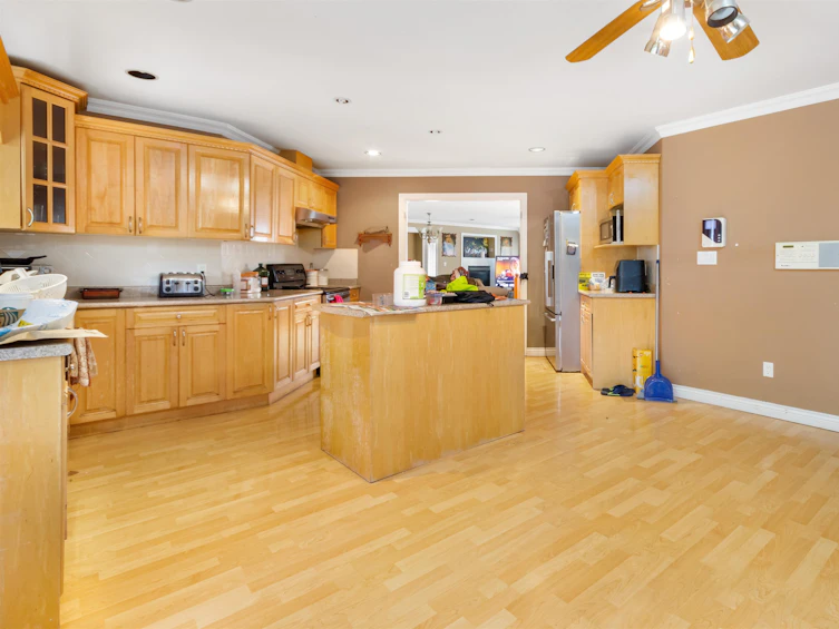 3798 Lethbridge, Abbotsford, BC, V3G 1J5 - 3