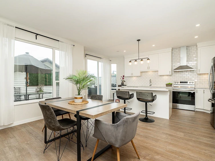 6477 186 Street, Surrey, BC, V3S 8S6 - 9