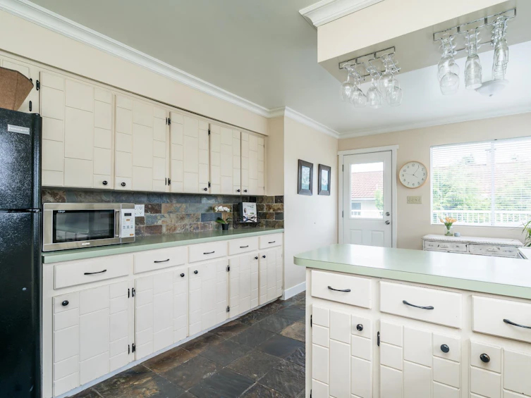 15775 Roper Avenue, Surrey, BC, V4B 2H2 - 13