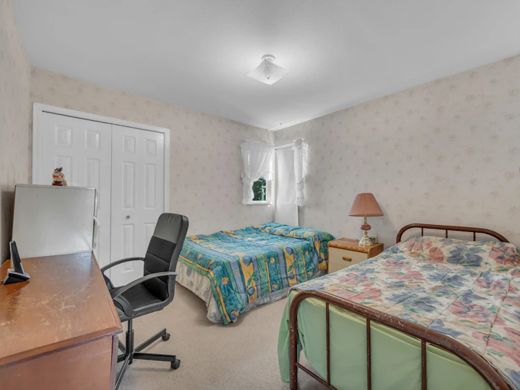 1921 155 Street, Surrey, BC, V4A 7M9 - 18