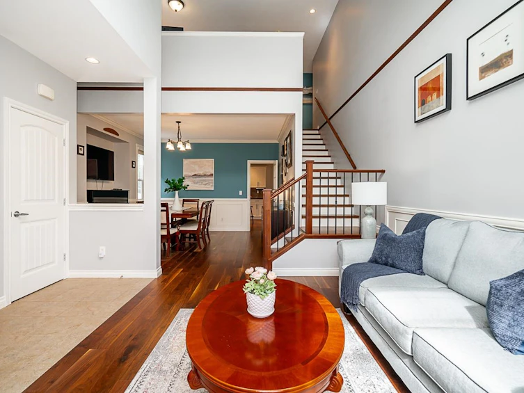 18079 70a Avenue, Surrey, BC, V3S 7C5 - 5