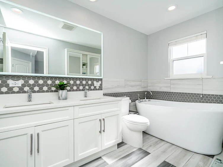 18079 70a Avenue, Surrey, BC, V3S 7C5 - 16