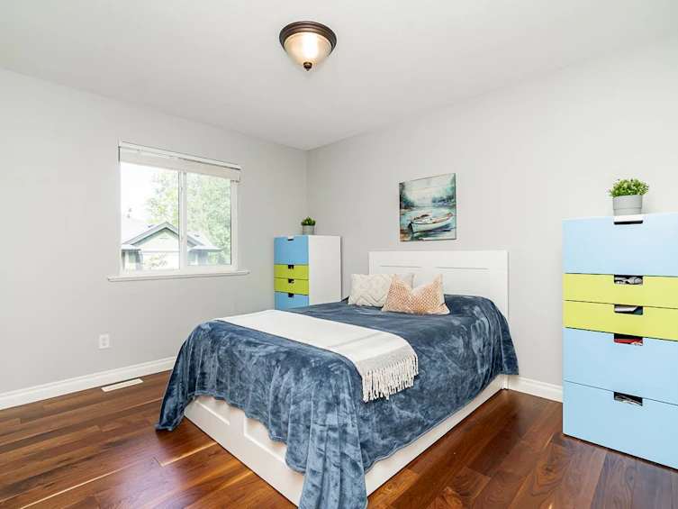 18079 70a Avenue, Surrey, BC, V3S 7C5 - 18