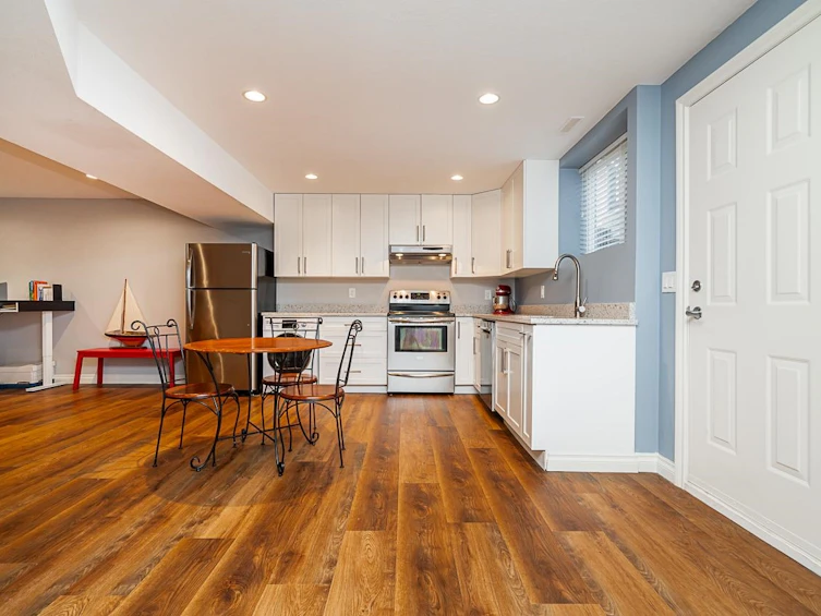 18079 70a Avenue, Surrey, BC, V3S 7C5 - 25