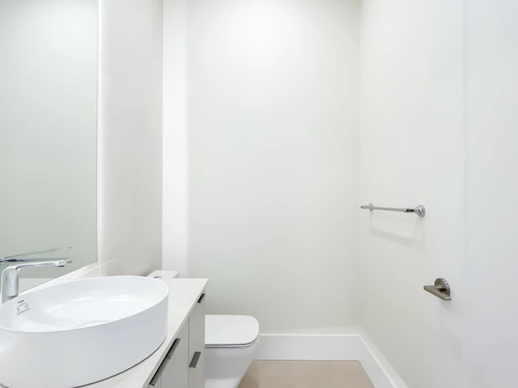 2091 W 59th Avenue, Vancouver, BC, V6P 1Z5 - 11