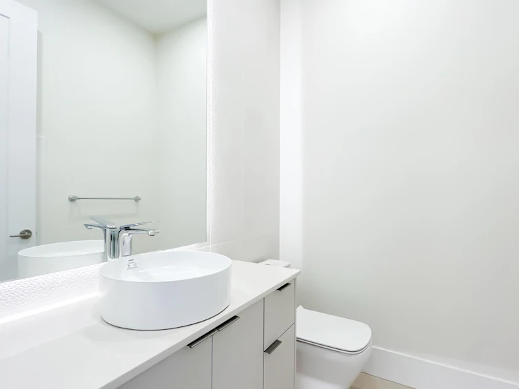 2091 W 59th Avenue, Vancouver, BC, V6P 1Z5 - 12