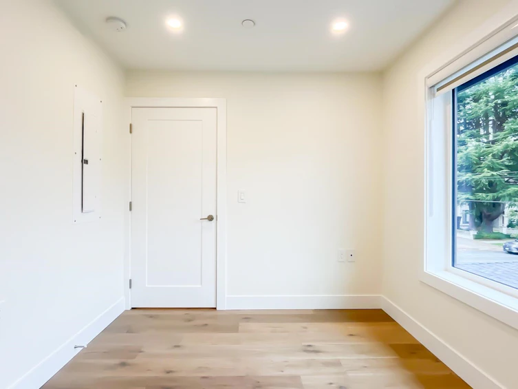 2091 W 59th Avenue, Vancouver, BC, V6P 1Z5 - 18