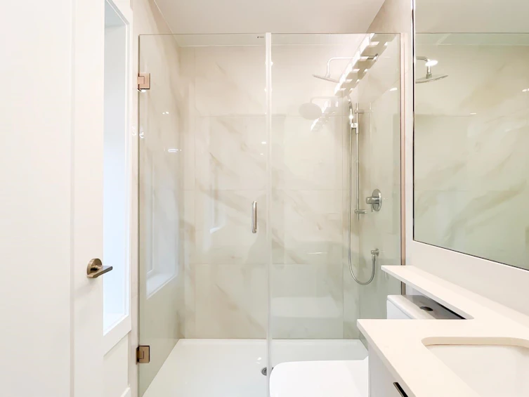 2091 W 59th Avenue, Vancouver, BC, V6P 1Z5 - 22