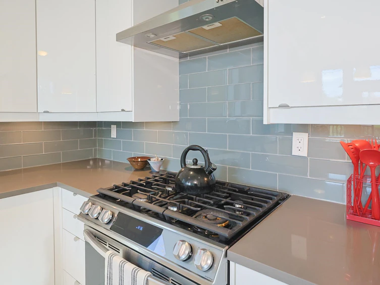 5851 St. George Street, Vancouver, BC, V5W 2Y4 - 10