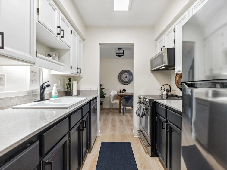 PH4-2320 W 40th Avenue, Vancouver, BC, V6M 4H6 - 2