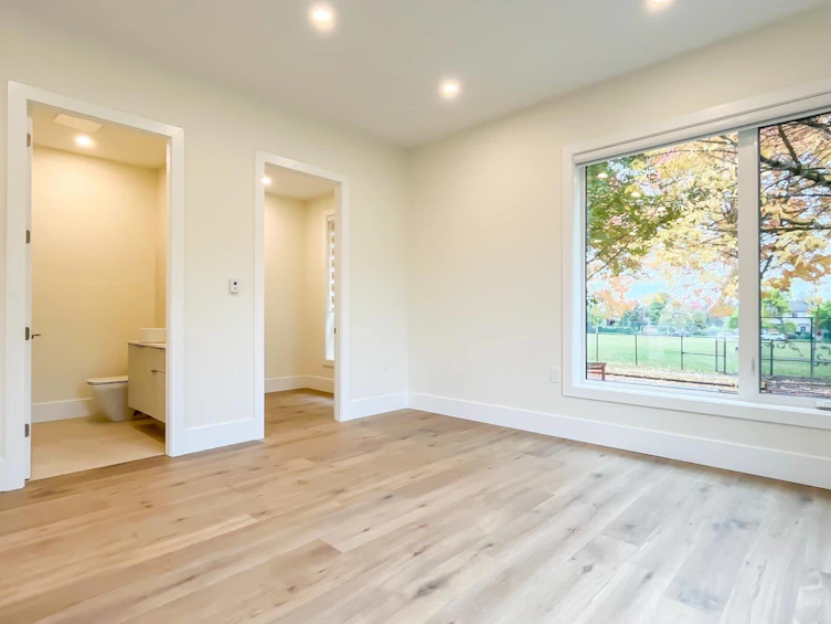 7480 Arbutus Street, Vancouver, BC, V6P 5T4 - 8