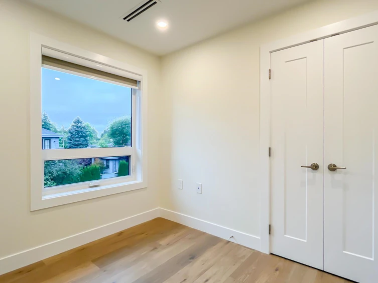 7480 Arbutus Street, Vancouver, BC, V6P 5T4 - 22