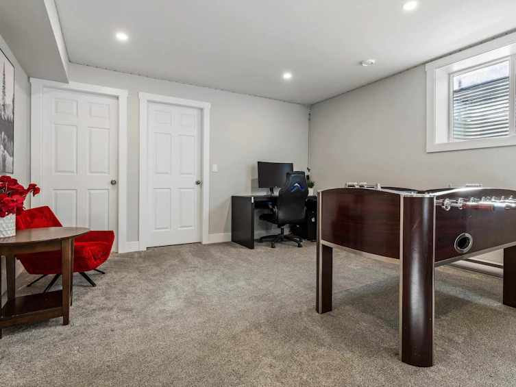 44476 Freshwater Drive, Chilliwack, BC, V2R 6A3 - 32