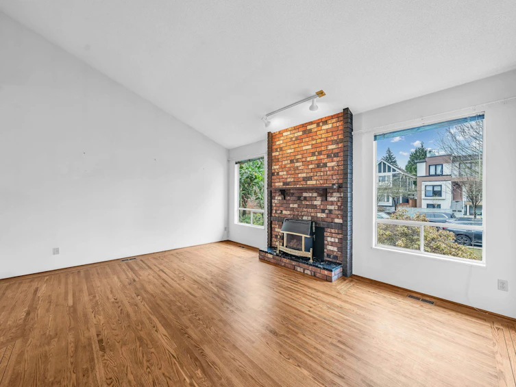 4553 W 8th Avenue, Vancouver, BC, V6R 2A4 - 7