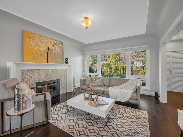 2296 Jefferson Avenue, West Vancouver, BC, V7V 2A8 - 3