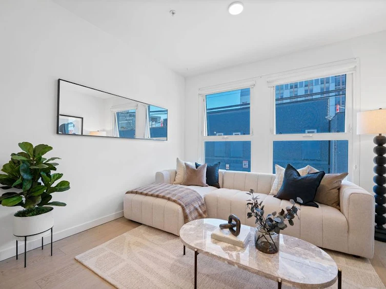 212-626 Alexander Street, Vancouver, BC, V6A 1C9 - 2