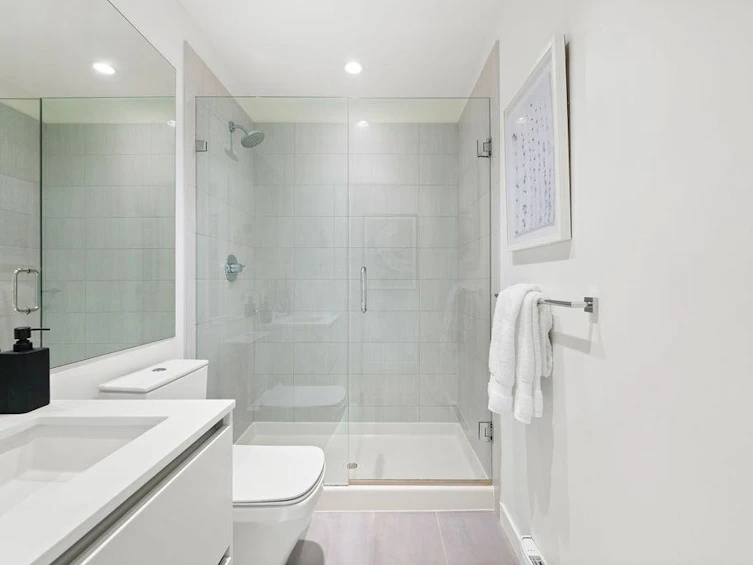 212-626 Alexander Street, Vancouver, BC, V6A 1C9 - 11