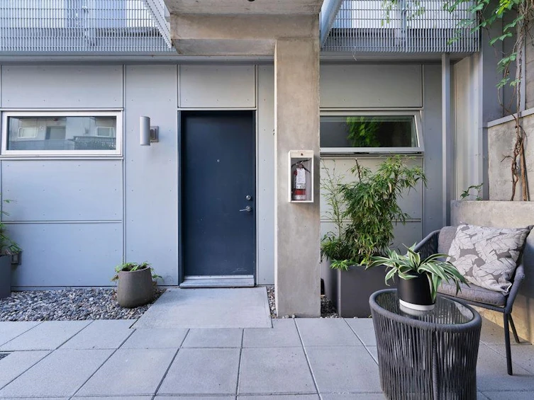 212-626 Alexander Street, Vancouver, BC, V6A 1C9 - 13