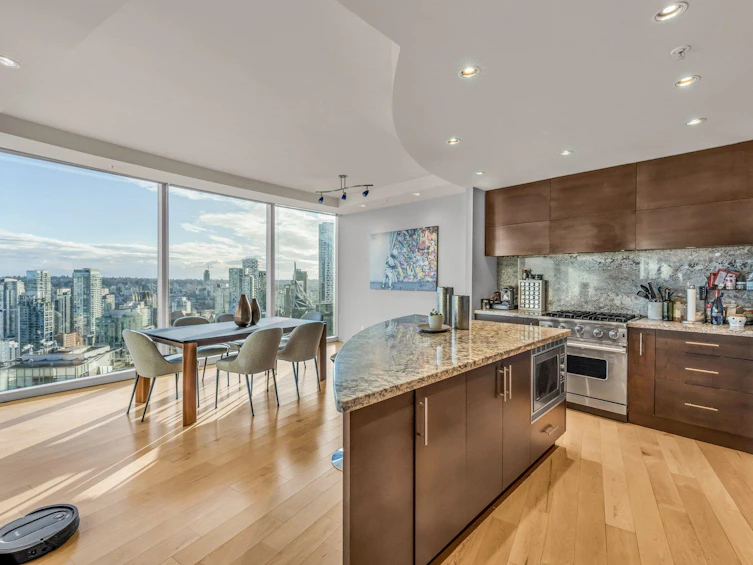 3403-938 Nelson Street, Vancouver, BC, V6Z 3A7