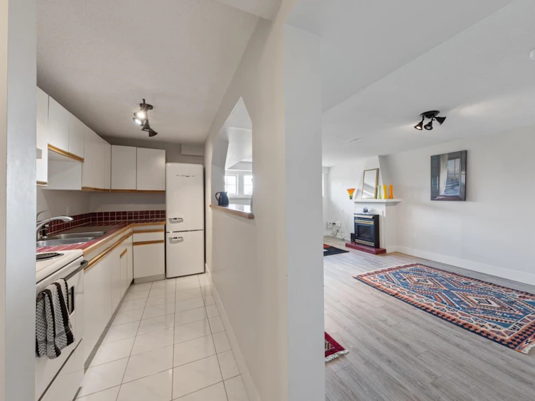 4110 Roche Place, North Vancouver, BC, V7G 2R3 - 30