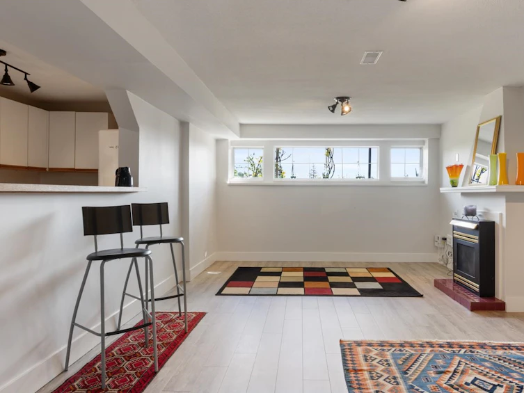 4110 Roche Place, North Vancouver, BC, V7G 2R3 - 32