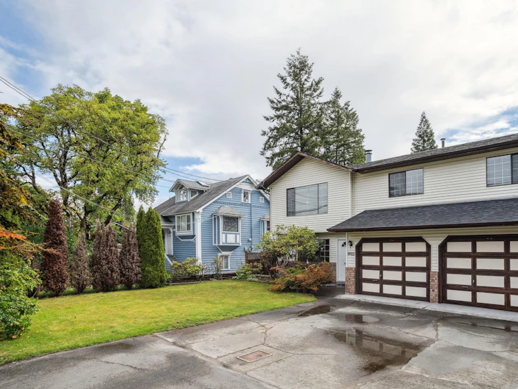 8922 156 Street, Surrey, BC, V3R 4K8 - 5
