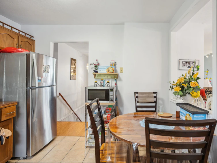 8922 156 Street, Surrey, BC, V3R 4K8 - 7