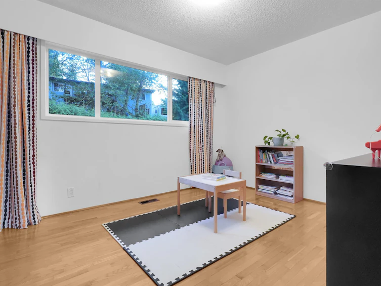 9630 Regent Place, Surrey, BC, V3V 2S3 - 8