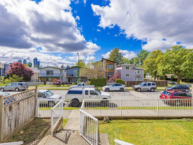 3615 E Georgia Street, Vancouver, BC, V5K 2M2 - 32