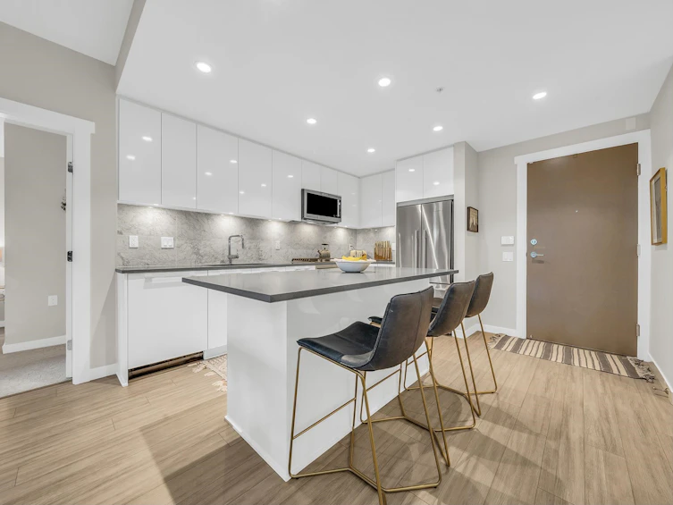 116-2651 Library Lane, North Vancouver, BC, V7J 0C1 - 5