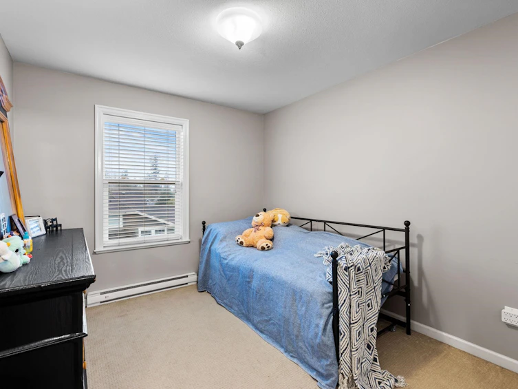 20910 72 Avenue, Langley, BC, V2Y 0J1 - 20