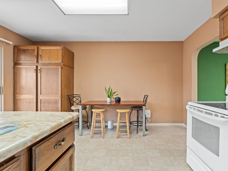 7936 17th Avenue, Burnaby, BC, V3N 1M3 - 10