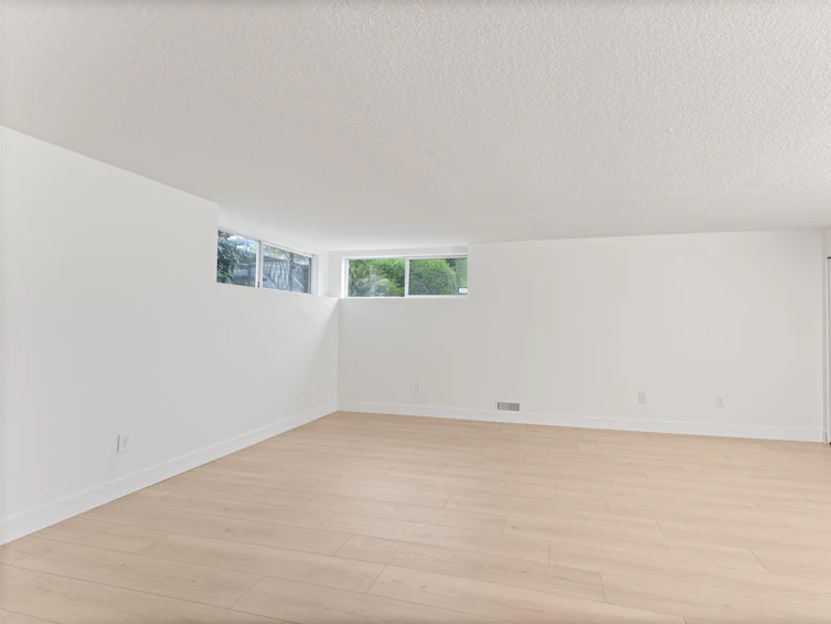 7936 17th Avenue, Burnaby, BC, V3N 1M3 - 29