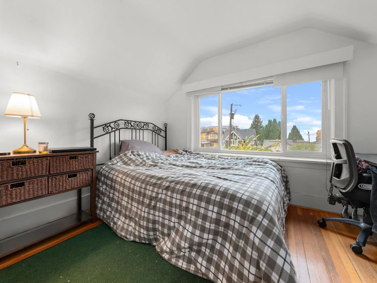 3579 W 18th Avenue, Vancouver, BC, V6S 1A9 - 4