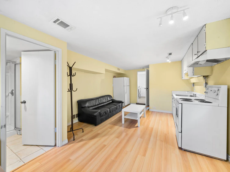 3579 W 18th Avenue, Vancouver, BC, V6S 1A9 - 5