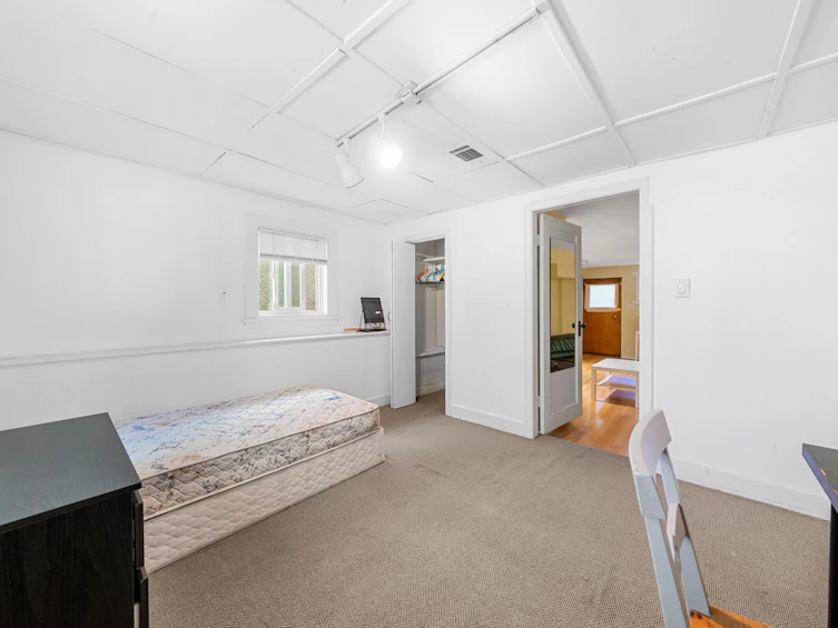 3579 W 18th Avenue, Vancouver, BC, V6S 1A9 - 10
