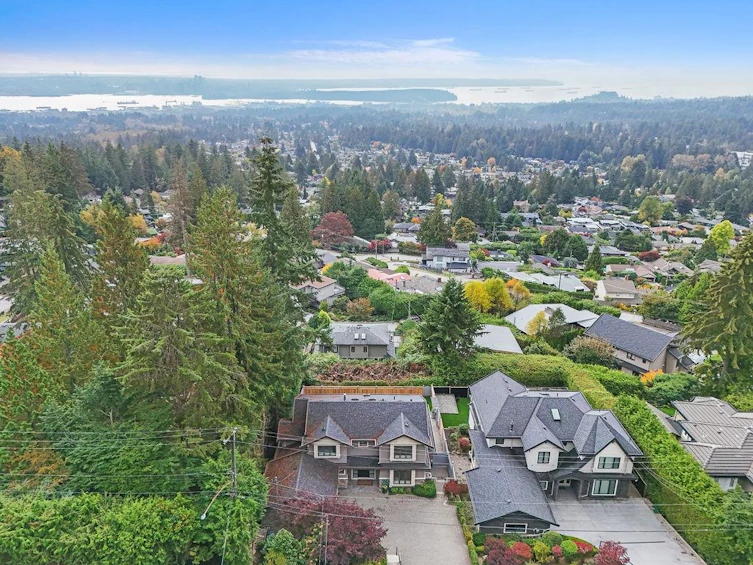 4825 Skyline Drive, North Vancouver, BC, V7R 3J2 - 36