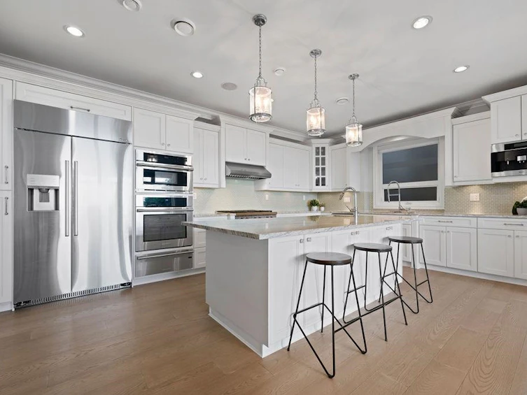 4825 Skyline Drive, North Vancouver, BC, V7R 3J2 - 8