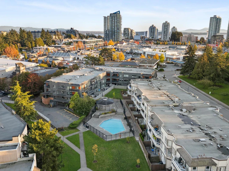 112-1870 E Southmere Crescent, Surrey, BC, V4A 7A3 - 2