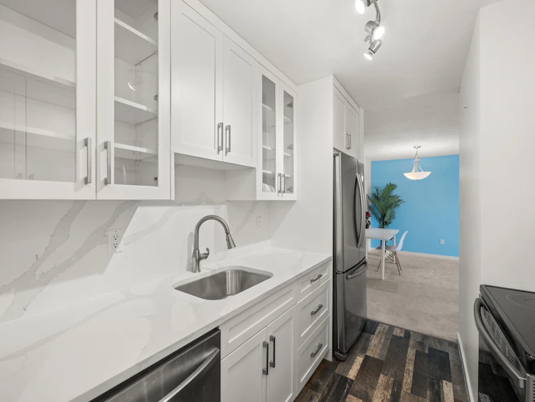 112-1870 E Southmere Crescent, Surrey, BC, V4A 7A3 - 3