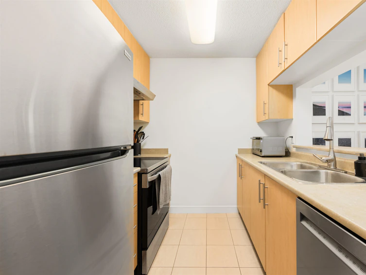 501-3660 Vanness Avenue, Vancouver, BC, V5R 6H8 - 3